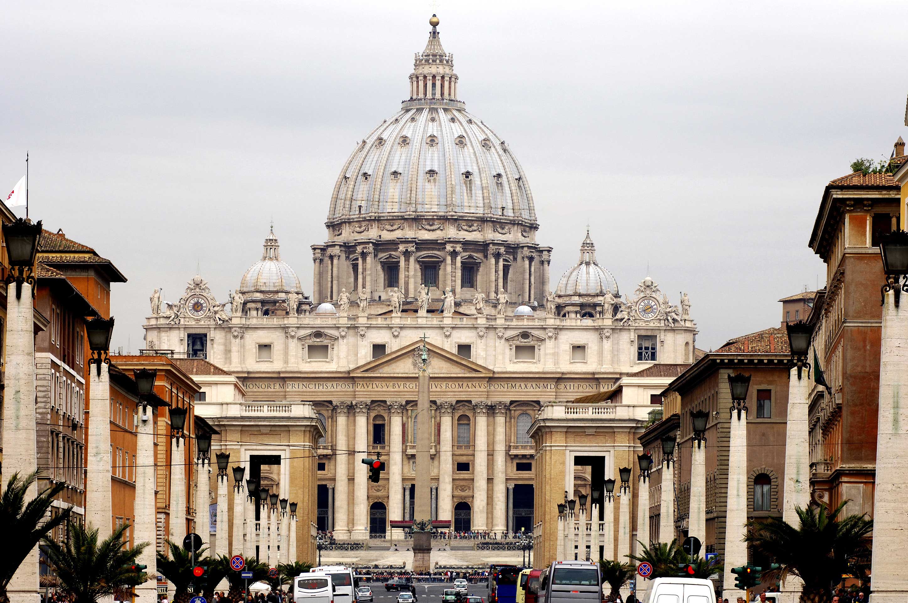 Ватикан страна или город. Италия Рим Ватикан.